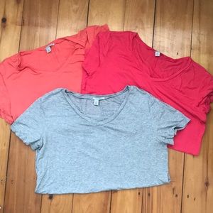 Three Halogen V-Neck Short Sleeve Shirts